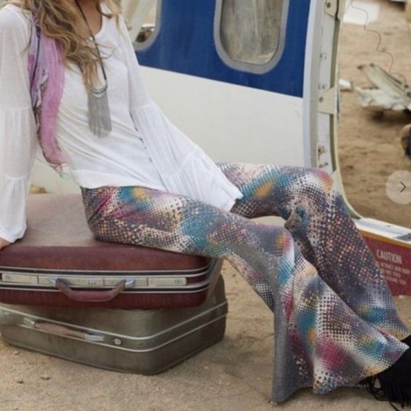 Festival Snakeskin Bell Bottom Pants ~ Hippie Gypsy Boho ~ Soft Knit Flare ~ NEW - Picture 2 of 3